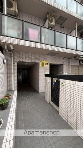 ハイソサエティ宝町の玄関写真