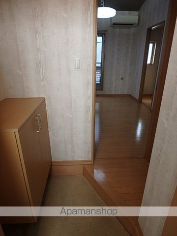 メゾネット蕨の内装写真