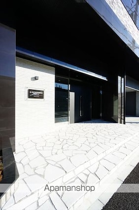 ステージファースト名古屋尾頭橋（旧ＳーＲＥＳＩＤＥＮＣＥ尾頭橋）[1K/22.08m2]のエントランス2