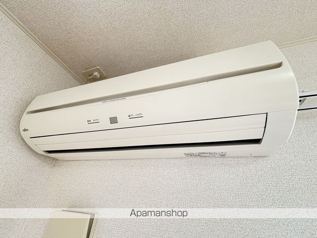 NMON Aの内装写真