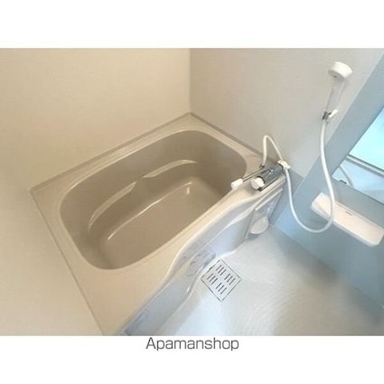 ＤＥ　ＤＯＭＯ　ＧＥＭＩＮＯＳ　２ｎｄ[1K/33m2]のバス