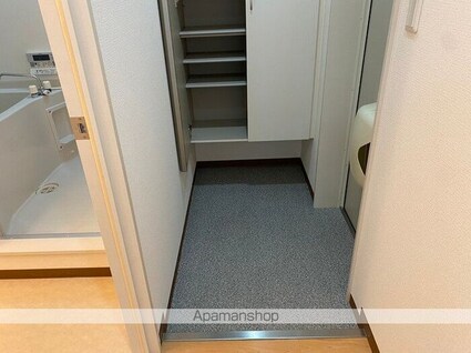 ウィステリア[1LDK/43.78m2]の玄関