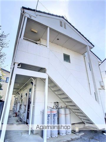 ハイツこやま峰 2号棟の外観写真