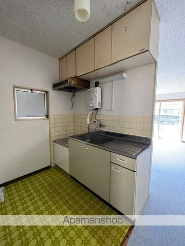 ＪＲ奥羽本線 秋田駅 バス乗車時間：20分 最寄りバス停で下車 徒歩3分 2階建 築50年の内装写真