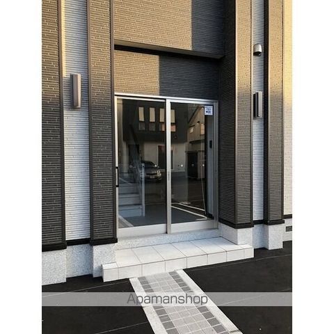 ルミエール メゾンAの玄関写真