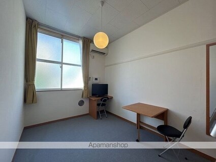 レオパレスコア[1K/19.87m2]のリビング・居間1