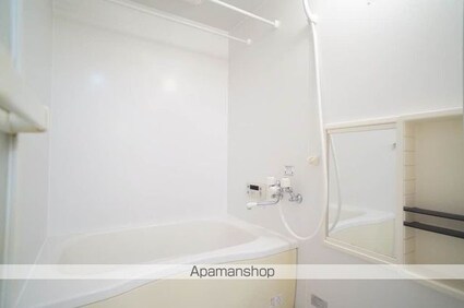 コモン・シティ根城Ａ・Ｂ・Ｃ[2LDK/55.5m2]のバス