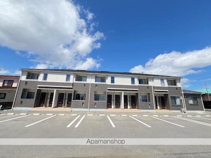 サンプレス・ラビアン[1LDK/35.64m2]の外観2