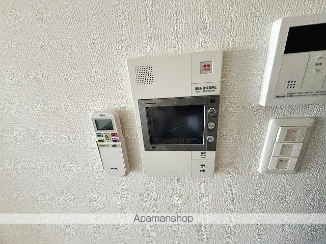 セレニテ江坂グランデの内装写真