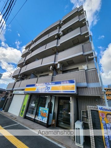 ラフォーレ中之町の外観写真