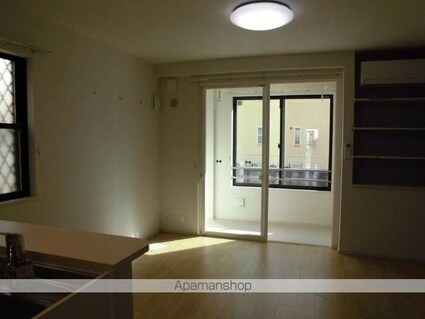 レジェンド　バレー　Ａ[1R/32.23m2]のリビング・居間