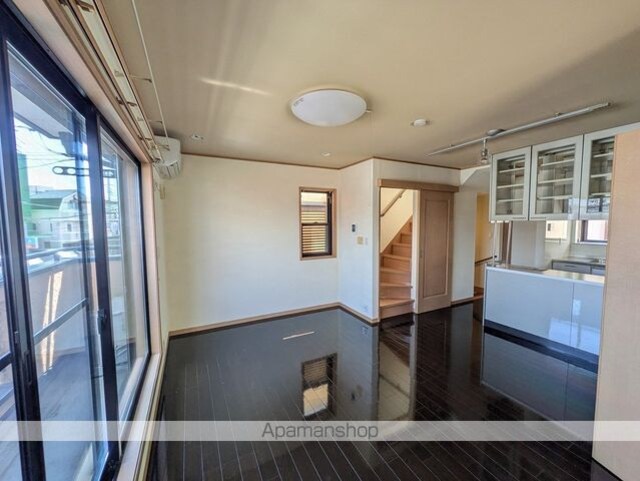 四つ木３丁目戸建て[2LDK/80.31m2]のリビング・居間1