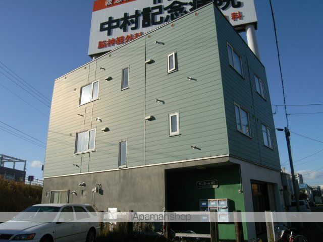 シャルマン平岡の外観写真