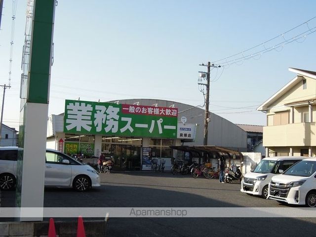 ファミーユ東貝塚の周辺写真