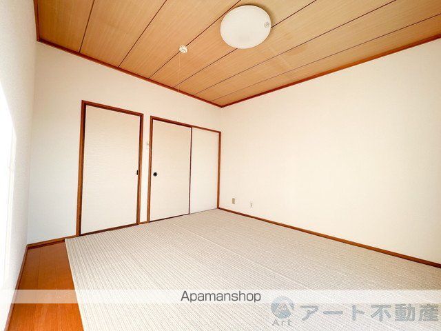 メゾン星岡の内装写真