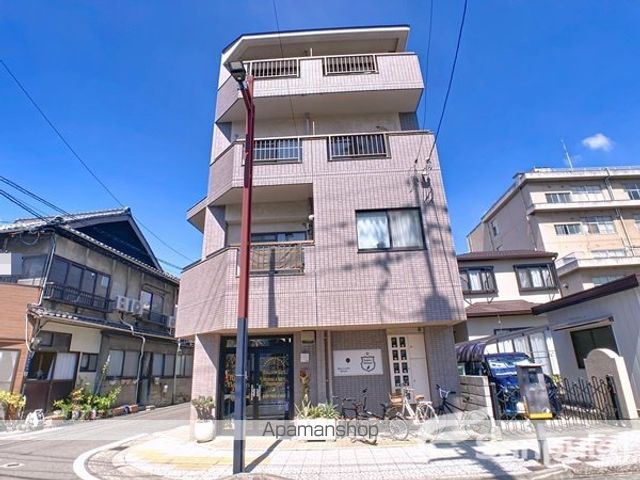 ウエスタンリバーズの外観写真