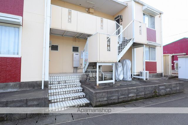 ルミエールANDO Cの玄関写真