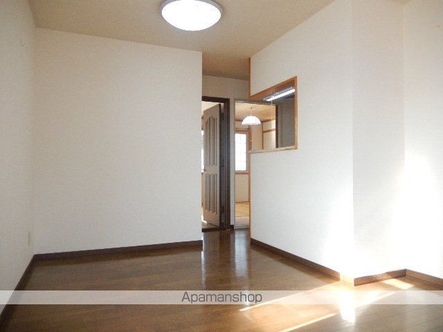 ヒルズクレスト富岡の内装写真