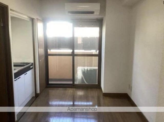 ダイアパレス中央町 402号の内装写真