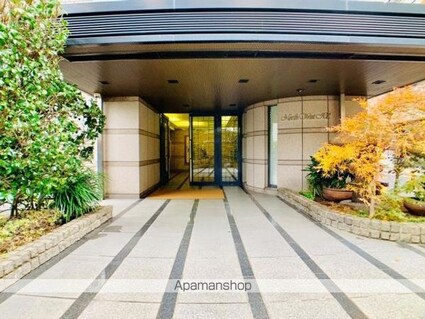 ノースウエストヒル[1LDK/62.18m2]のエントランス