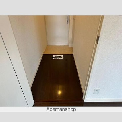 プレール・ドゥーク高輪[1R/37.66m2]の玄関