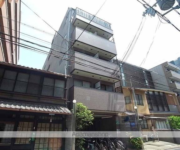F・growthの外観写真