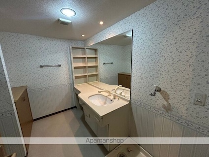 ネオグランデ郡山　６０７号室[2LDK/65.7m2]の洗面所