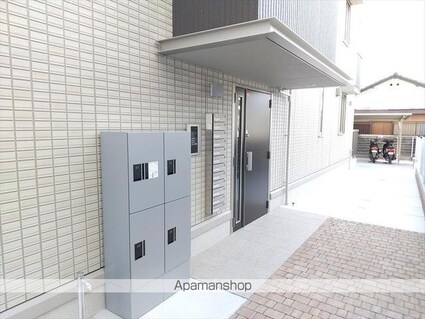 和歌山県和歌山市和歌浦東２丁目[1LDK/42.79m2]のエントランス2