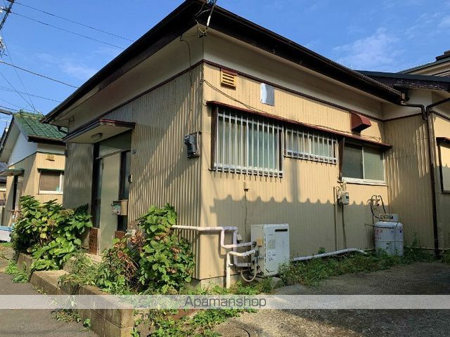 ＪＲ東海道本線 平塚駅 バス乗車時間：10分 最寄りバス停で下車 徒歩1分 1階建 築50年の外観写真