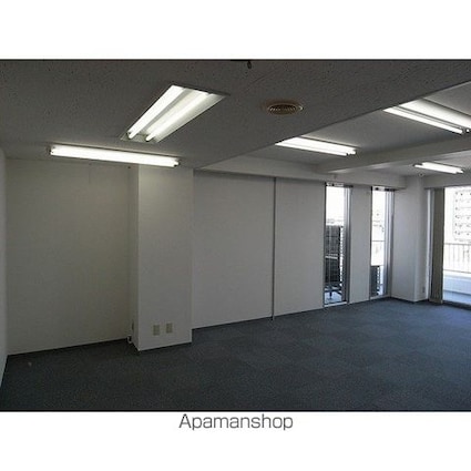 エガワプラザビル[1R/48.6m2]のリビング・居間1