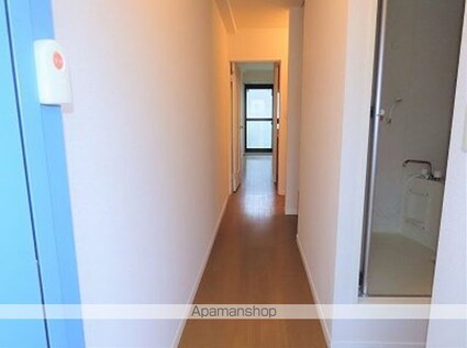 レオパレス小桜[2DK/49.68m2]の玄関1