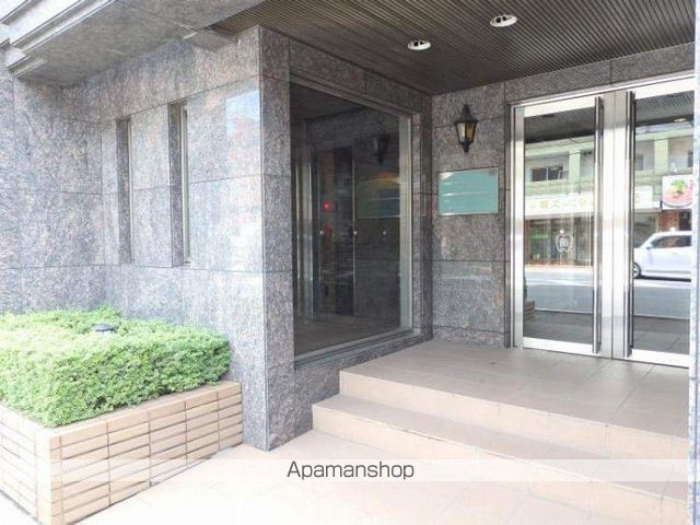 ガディス・パーク行徳壱番館の玄関写真