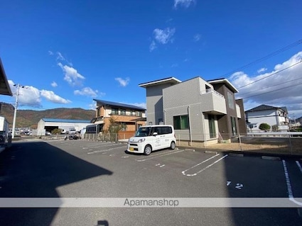 パルティール　ハバラ[2LDK/61.56m2]の駐車場