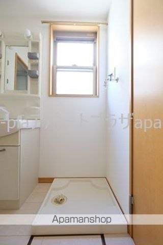 シャインヒル IIの内装写真