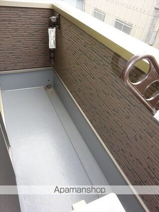 和歌山県和歌山市弁財天丁[1R/26.07m2]のバルコニー