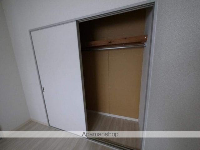 ロイヤルヒルズ柳生IIの内装写真