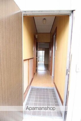 山田アパート（東赤砂）[2K/30m2]の玄関