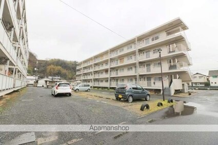 ビレッジハウス水島６号棟[1DK/28.98m2]の駐車場3