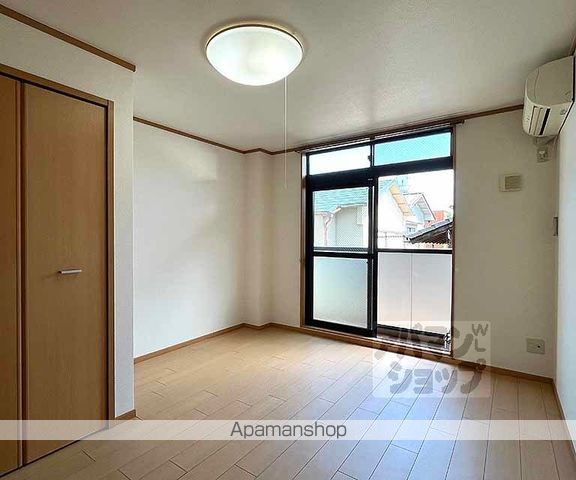 ルーナ・ジェーヌ堀川の内装写真
