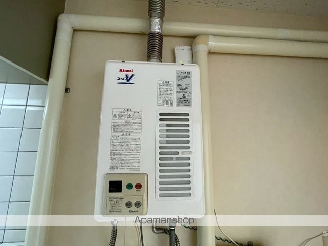 ARM8の内装写真