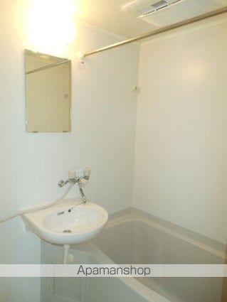 東京都世田谷区用賀１丁目[1K/23.36m2]のバス