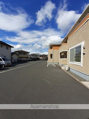 スザンヌ ラングランEのその他写真