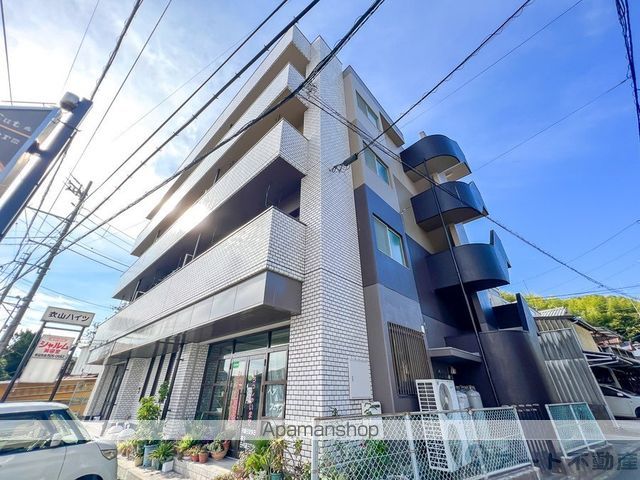 衣山ハイツの外観写真