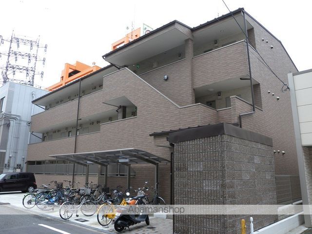 アンプルールフェールバレルコートの外観写真