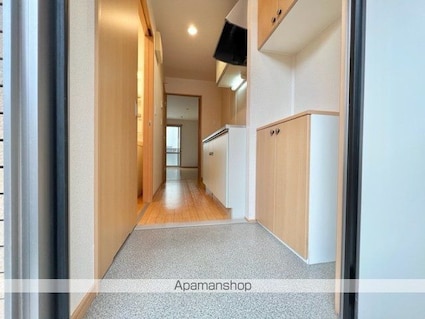 エスティアール１６　Ⅰ・Ⅱ[1K/30.39m2]の玄関