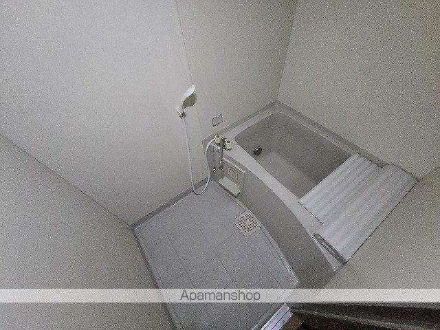 クレセント三ツ木の内装写真