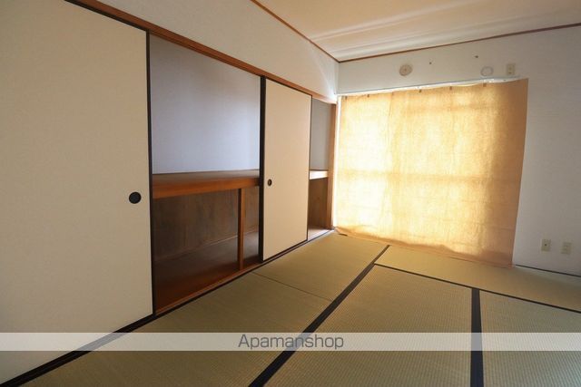 シャルマン駿河台の内装写真