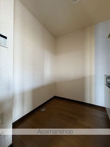 ツインプラザ幸の内装写真
