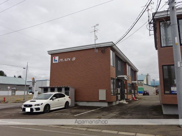 PLAINの外観写真