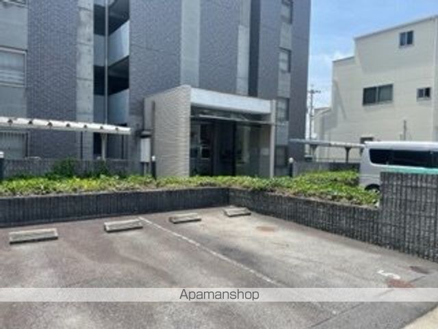 グリーンハイム三軒の外観写真